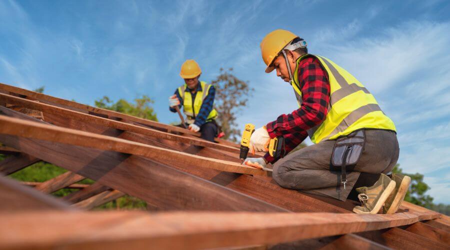Professional Flat Roofing Installation services in Janesville, WI